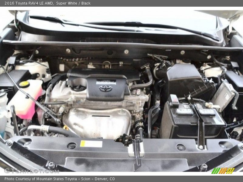 Super White / Black 2016 Toyota RAV4 LE AWD