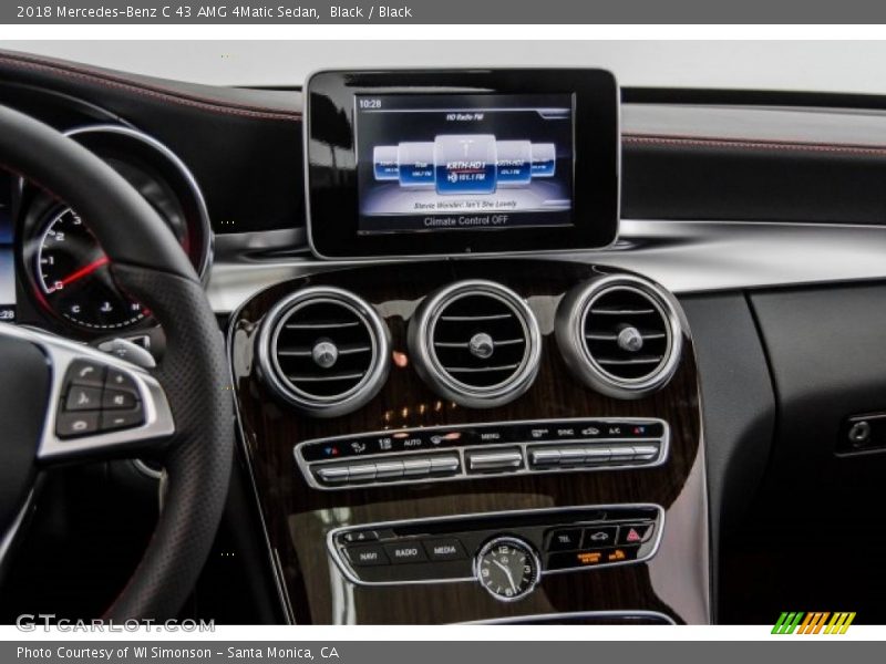 Controls of 2018 C 43 AMG 4Matic Sedan