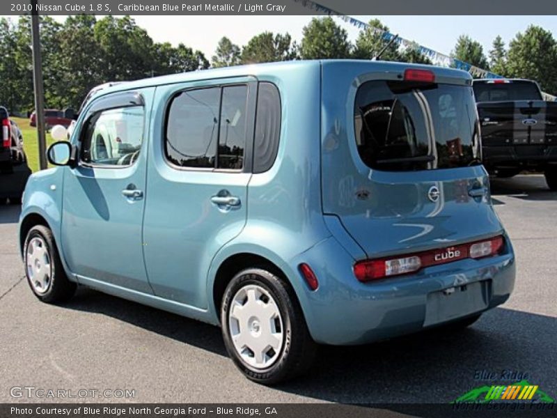 Caribbean Blue Pearl Metallic / Light Gray 2010 Nissan Cube 1.8 S