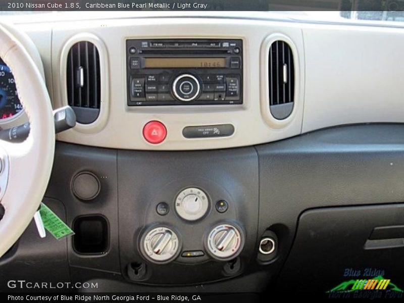 Caribbean Blue Pearl Metallic / Light Gray 2010 Nissan Cube 1.8 S