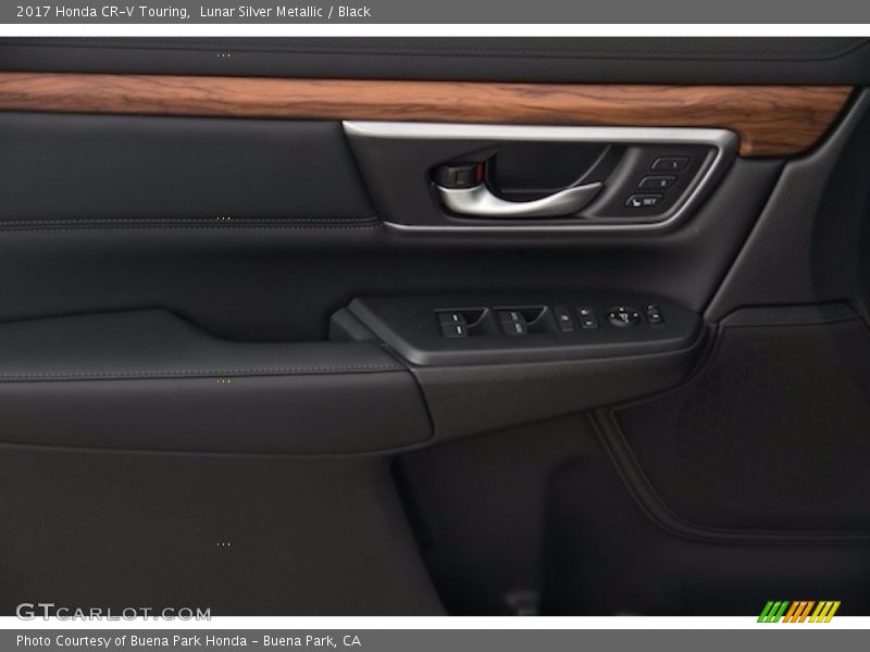 Door Panel of 2017 CR-V Touring