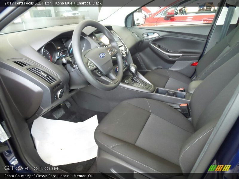 Kona Blue / Charcoal Black 2017 Ford Focus SEL Hatch