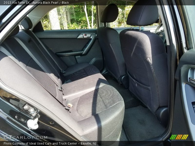 Aurora Black Pearl / Black 2013 Kia Forte EX
