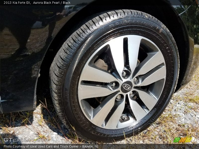 Aurora Black Pearl / Black 2013 Kia Forte EX