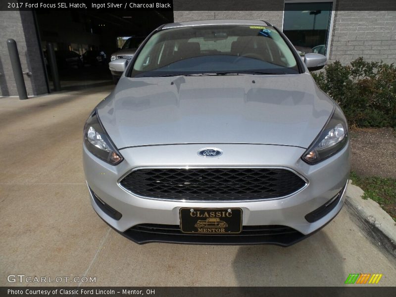 Ingot Silver / Charcoal Black 2017 Ford Focus SEL Hatch