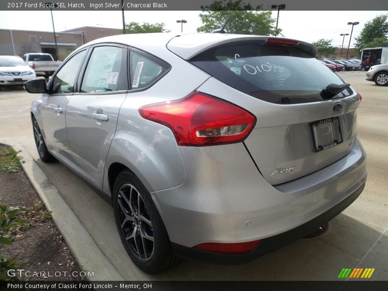 Ingot Silver / Charcoal Black 2017 Ford Focus SEL Hatch