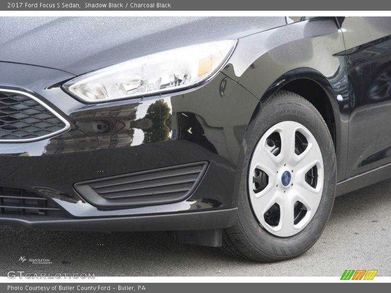 Shadow Black / Charcoal Black 2017 Ford Focus S Sedan
