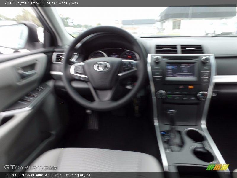 Super White / Ash 2015 Toyota Camry SE