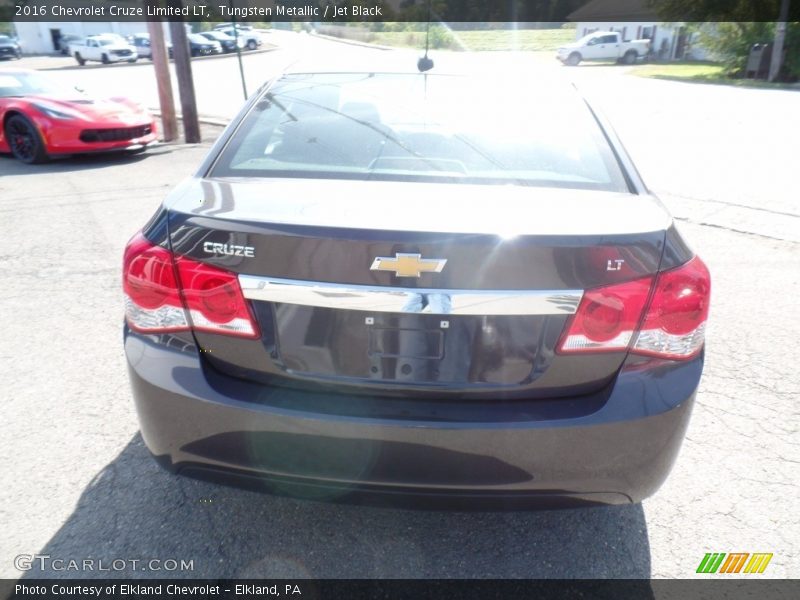 Tungsten Metallic / Jet Black 2016 Chevrolet Cruze Limited LT