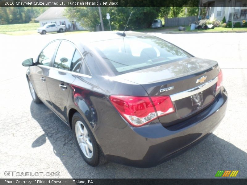 Tungsten Metallic / Jet Black 2016 Chevrolet Cruze Limited LT