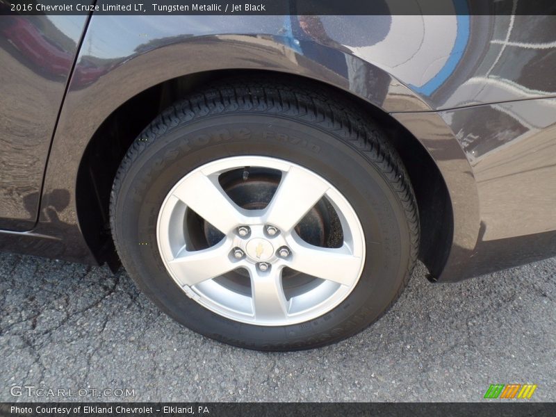 Tungsten Metallic / Jet Black 2016 Chevrolet Cruze Limited LT
