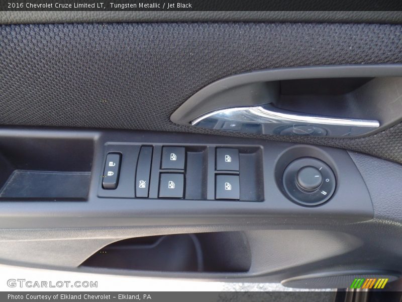 Tungsten Metallic / Jet Black 2016 Chevrolet Cruze Limited LT