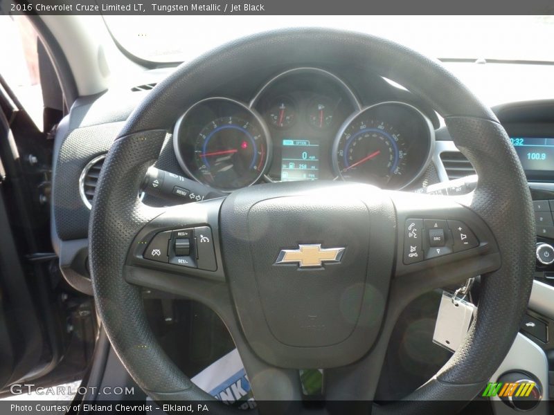 Tungsten Metallic / Jet Black 2016 Chevrolet Cruze Limited LT