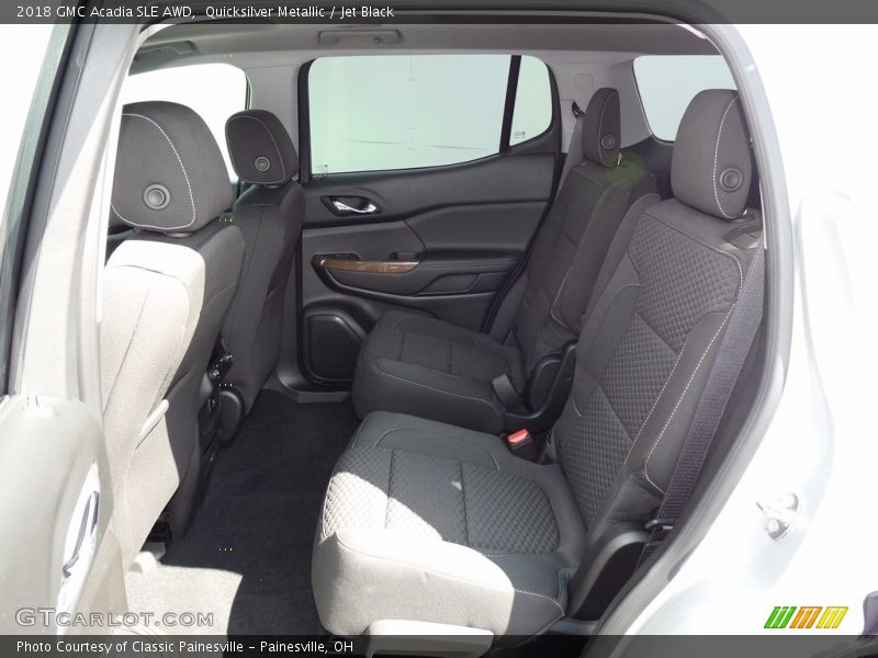 Quicksilver Metallic / Jet Black 2018 GMC Acadia SLE AWD