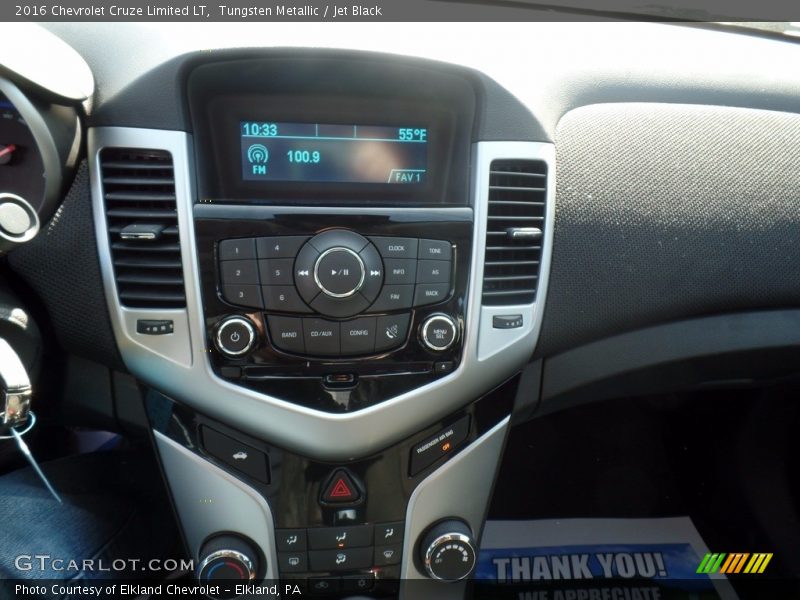 Tungsten Metallic / Jet Black 2016 Chevrolet Cruze Limited LT