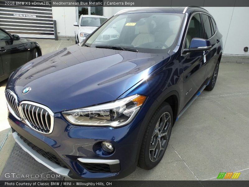 Front 3/4 View of 2018 X1 xDrive28i
