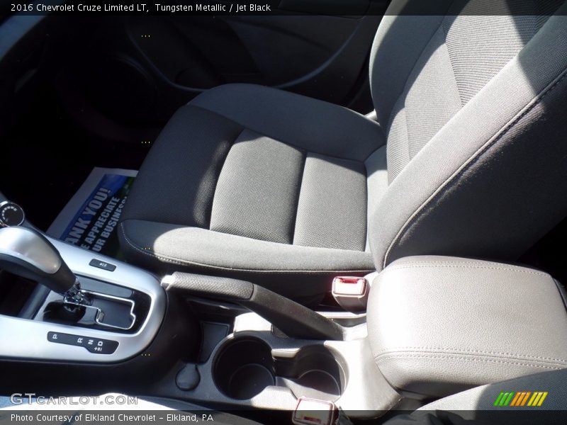 Tungsten Metallic / Jet Black 2016 Chevrolet Cruze Limited LT