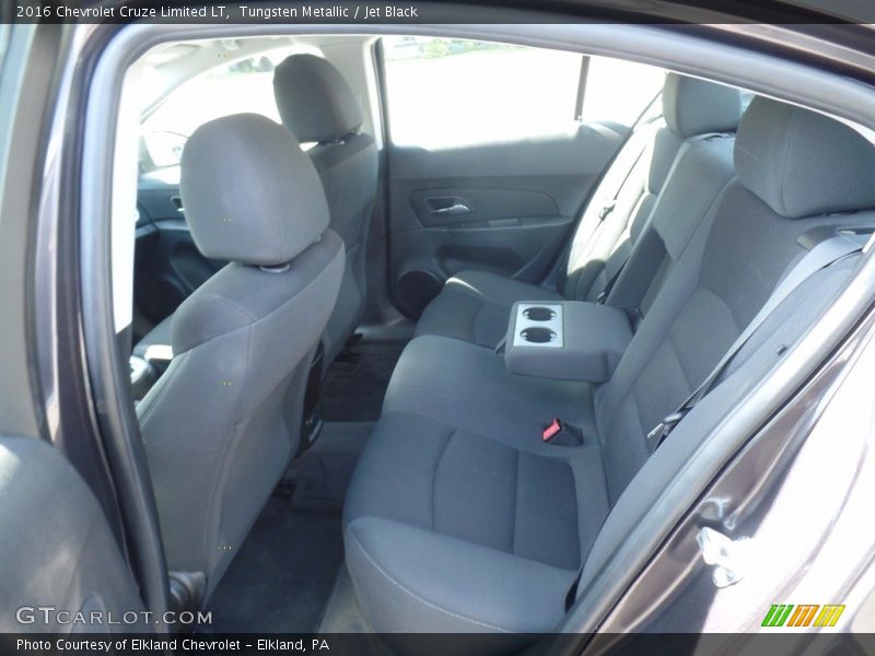 Tungsten Metallic / Jet Black 2016 Chevrolet Cruze Limited LT