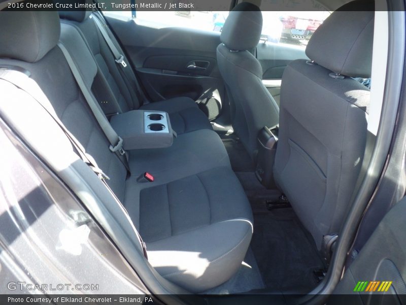 Tungsten Metallic / Jet Black 2016 Chevrolet Cruze Limited LT