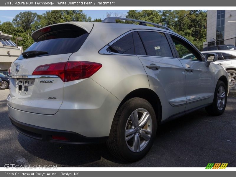 White Diamond Pearl / Parchment 2015 Acura RDX Technology