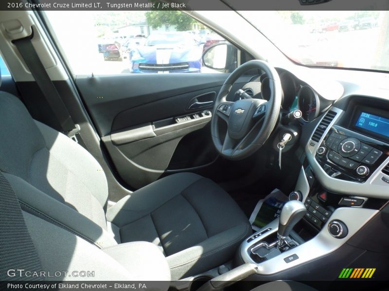 Tungsten Metallic / Jet Black 2016 Chevrolet Cruze Limited LT