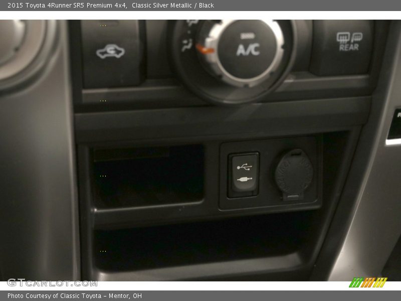 Classic Silver Metallic / Black 2015 Toyota 4Runner SR5 Premium 4x4