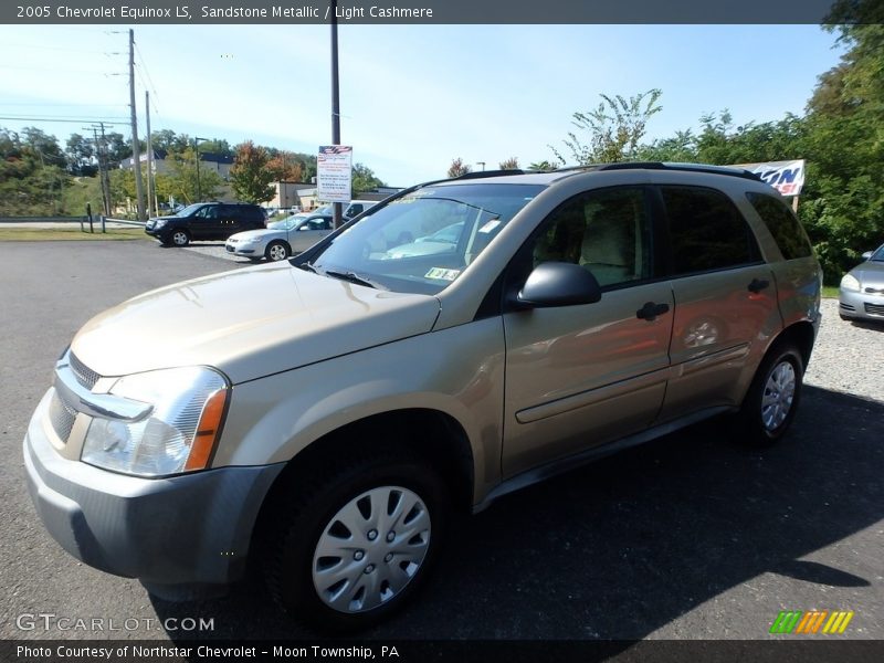 Sandstone Metallic / Light Cashmere 2005 Chevrolet Equinox LS