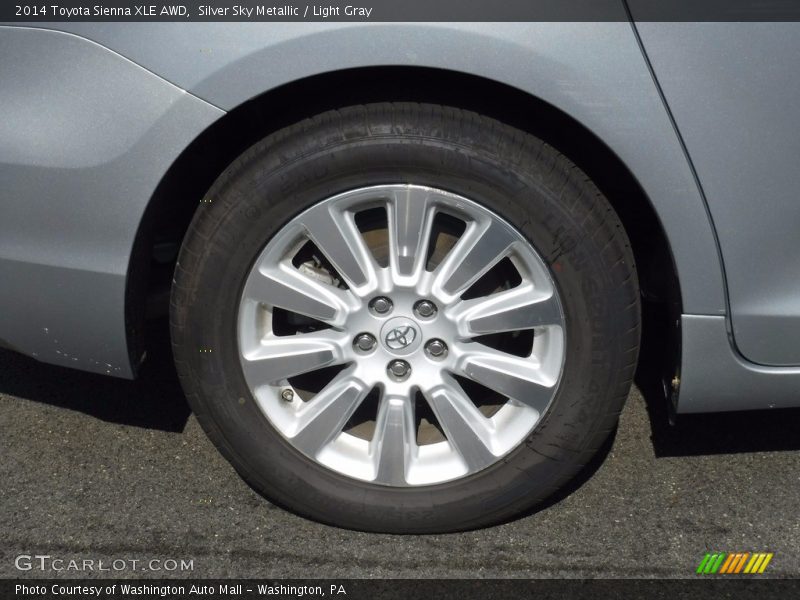 Silver Sky Metallic / Light Gray 2014 Toyota Sienna XLE AWD