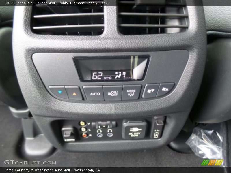 White Diamond Pearl / Black 2017 Honda Pilot Touring AWD