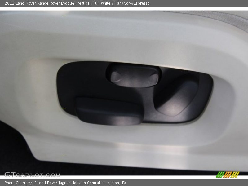 Fuji White / Tan/Ivory/Espresso 2012 Land Rover Range Rover Evoque Prestige