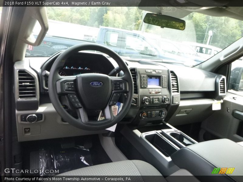 Magnetic / Earth Gray 2018 Ford F150 XLT SuperCab 4x4