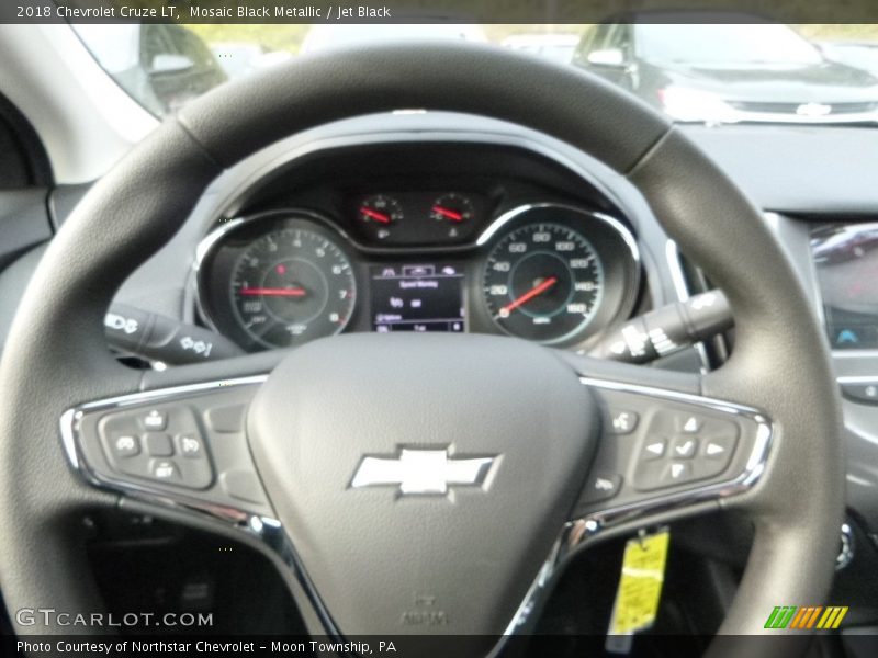 Mosaic Black Metallic / Jet Black 2018 Chevrolet Cruze LT