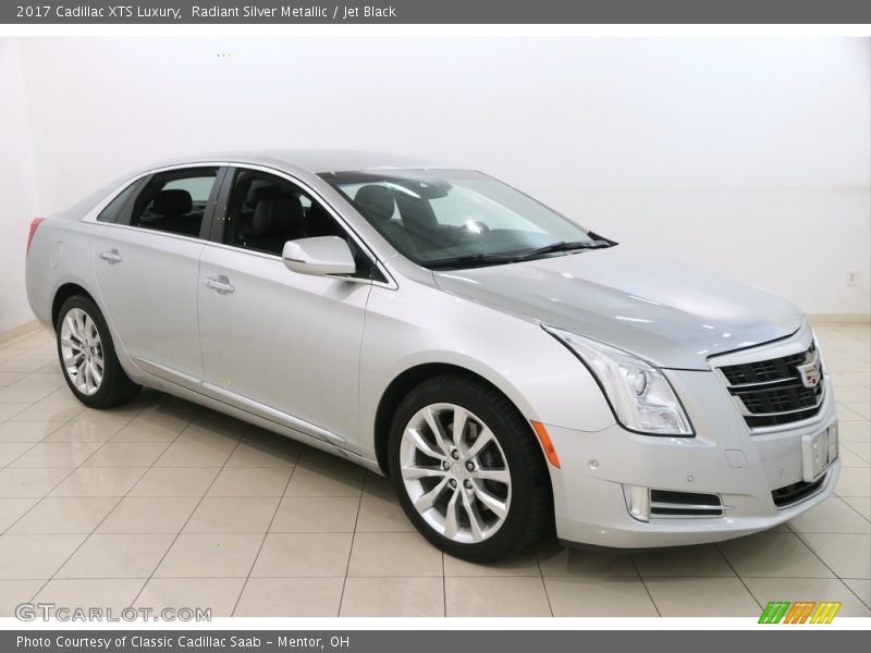 Radiant Silver Metallic / Jet Black 2017 Cadillac XTS Luxury