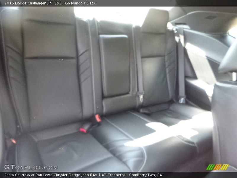 Go Mango / Black 2016 Dodge Challenger SRT 392