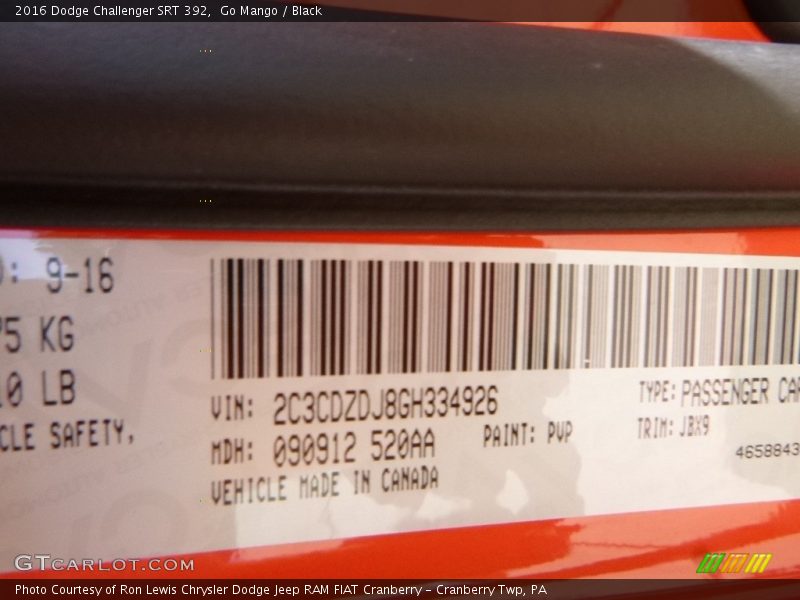 Go Mango / Black 2016 Dodge Challenger SRT 392