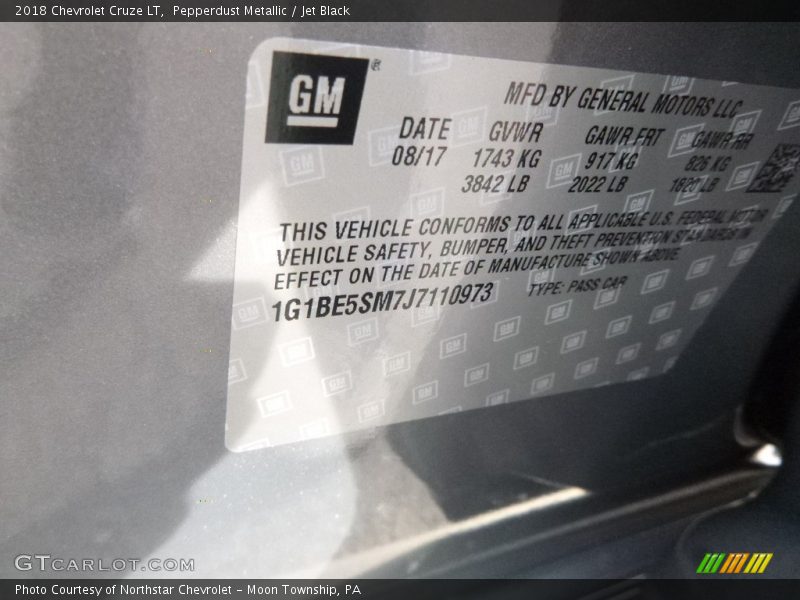 Pepperdust Metallic / Jet Black 2018 Chevrolet Cruze LT