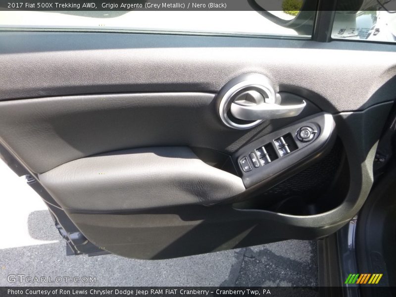 Grigio Argento (Grey Metallic) / Nero (Black) 2017 Fiat 500X Trekking AWD