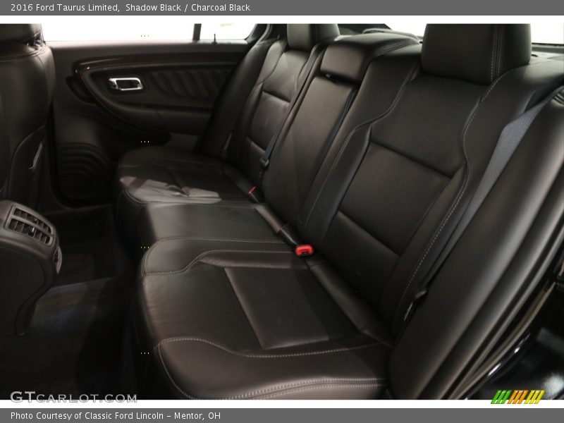 Shadow Black / Charcoal Black 2016 Ford Taurus Limited