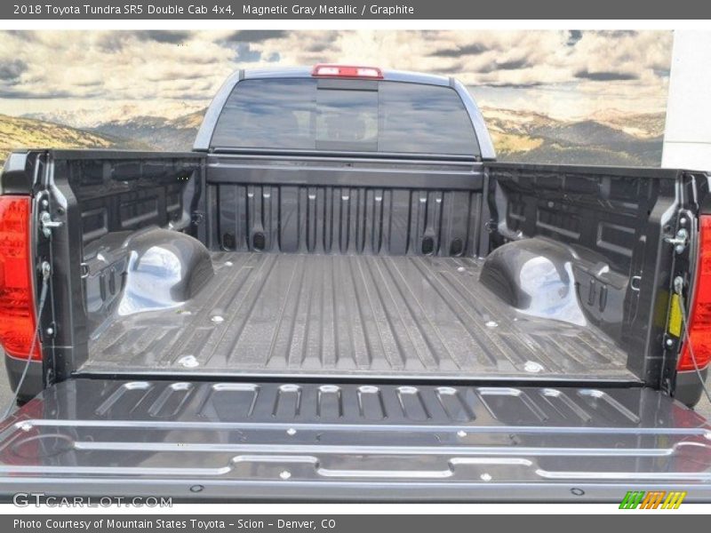 Magnetic Gray Metallic / Graphite 2018 Toyota Tundra SR5 Double Cab 4x4