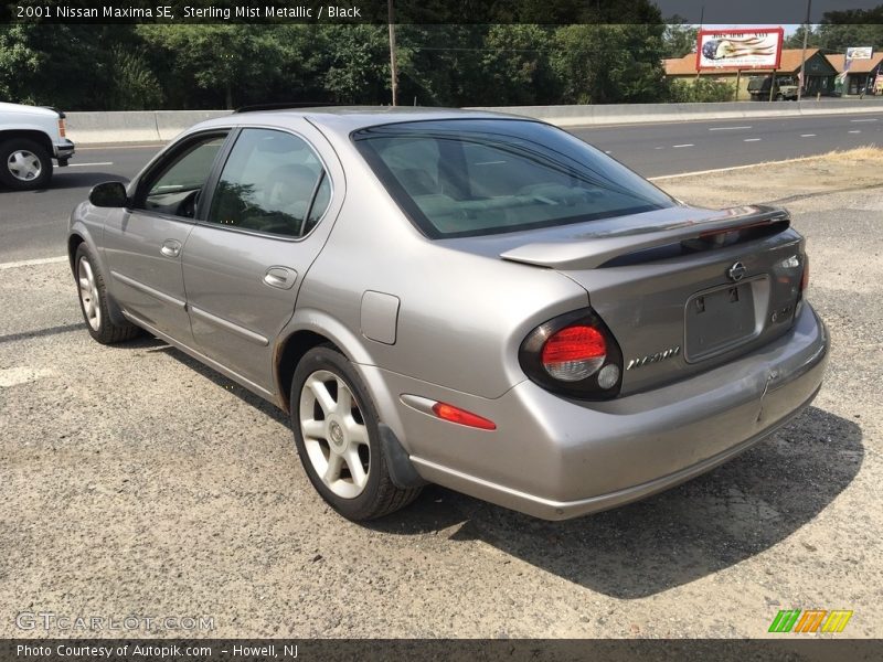 Sterling Mist Metallic / Black 2001 Nissan Maxima SE