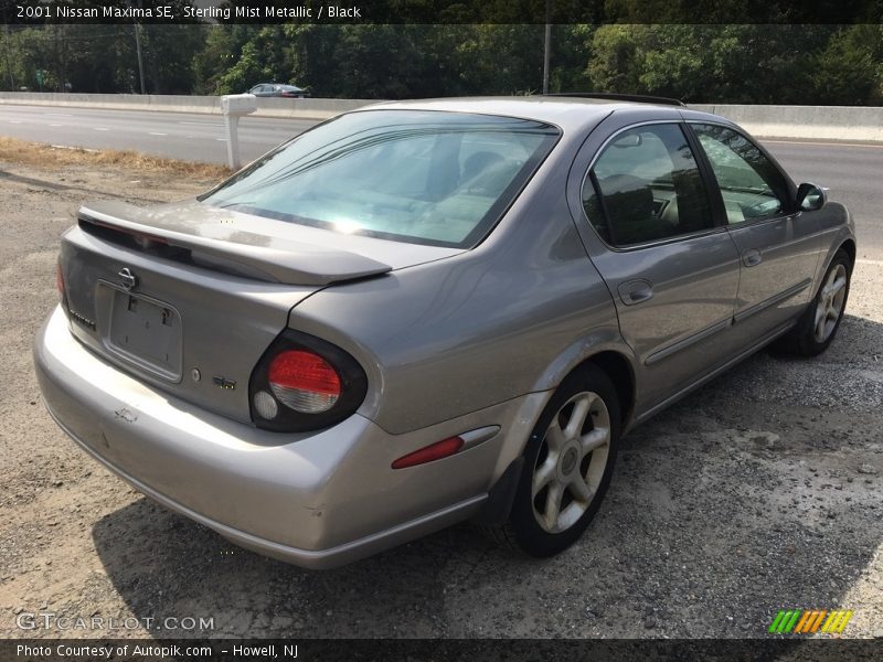 Sterling Mist Metallic / Black 2001 Nissan Maxima SE