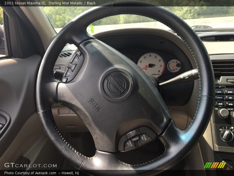 Sterling Mist Metallic / Black 2001 Nissan Maxima SE