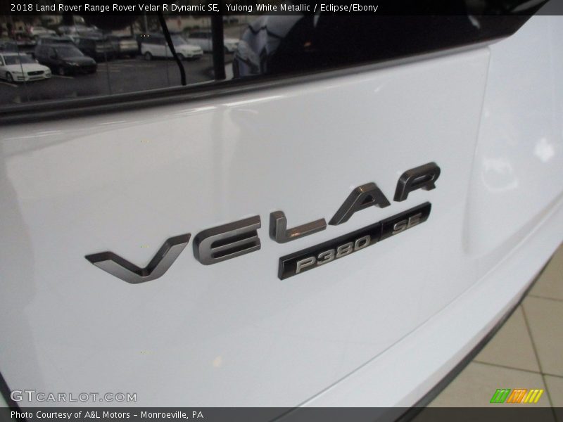 Yulong White Metallic / Eclipse/Ebony 2018 Land Rover Range Rover Velar R Dynamic SE