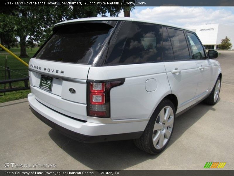 Yulong White Metallic / Ebony/Ebony 2017 Land Rover Range Rover Supercharged