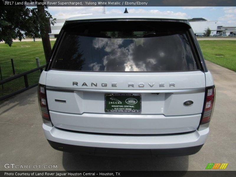 Yulong White Metallic / Ebony/Ebony 2017 Land Rover Range Rover Supercharged