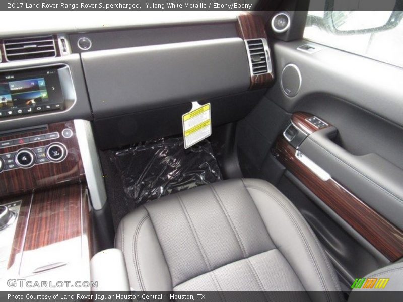 Yulong White Metallic / Ebony/Ebony 2017 Land Rover Range Rover Supercharged
