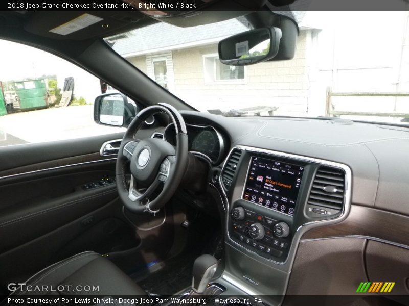 Bright White / Black 2018 Jeep Grand Cherokee Overland 4x4