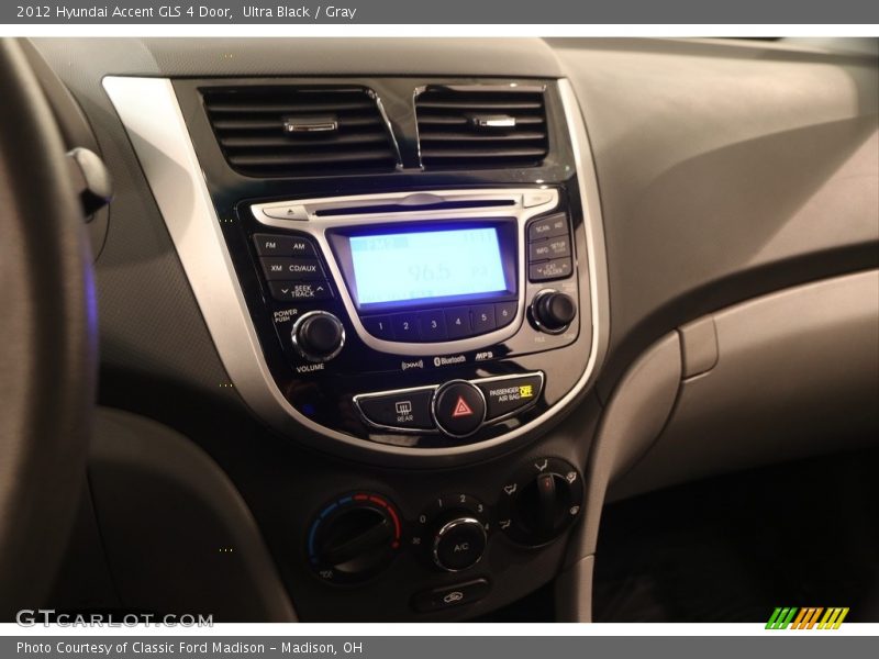 Ultra Black / Gray 2012 Hyundai Accent GLS 4 Door