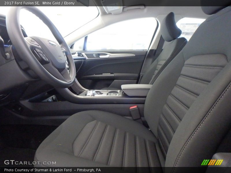 White Gold / Ebony 2017 Ford Fusion SE