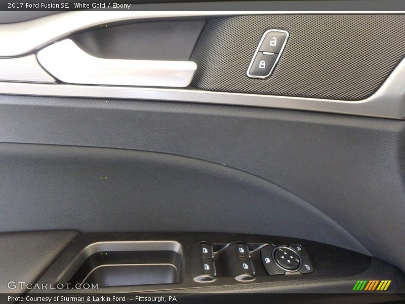 White Gold / Ebony 2017 Ford Fusion SE